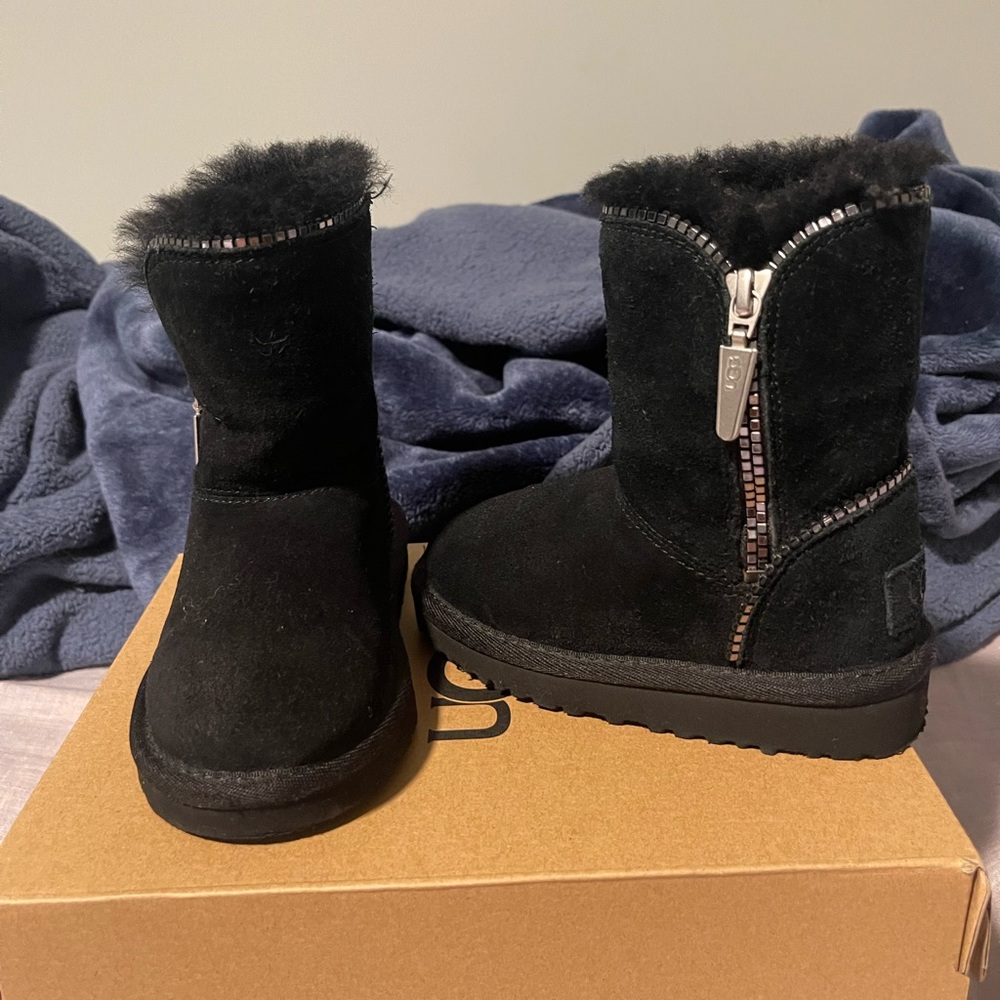 Toddler Girl Uggs
